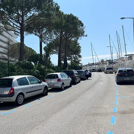Studio Marina Baie Des Anges Apartment *